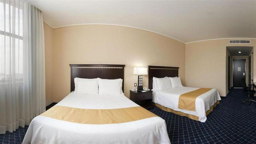 Holiday Inn Express Mexico Santa Fe By Ihg Exterior photo