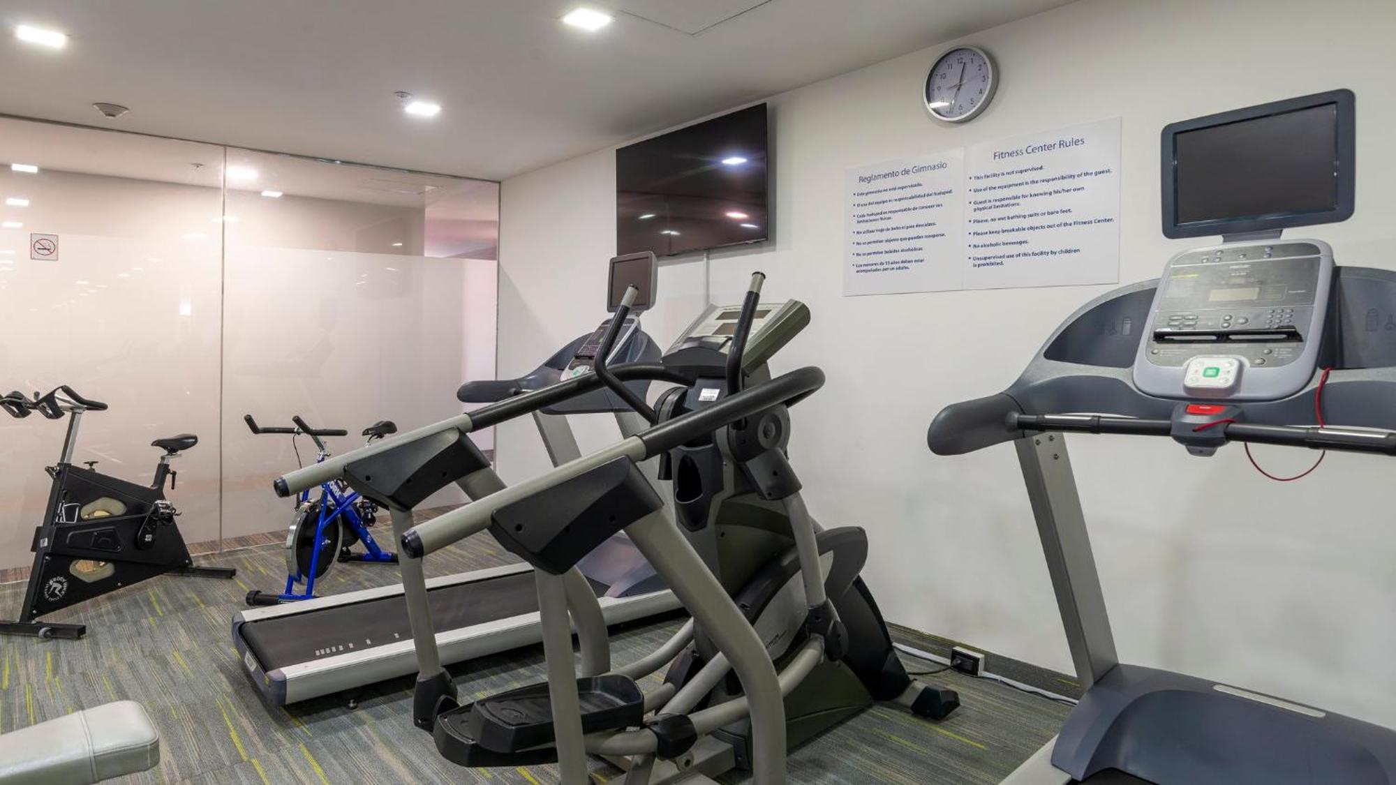 Holiday Inn Express Mexico Santa Fe By Ihg Exterior photo