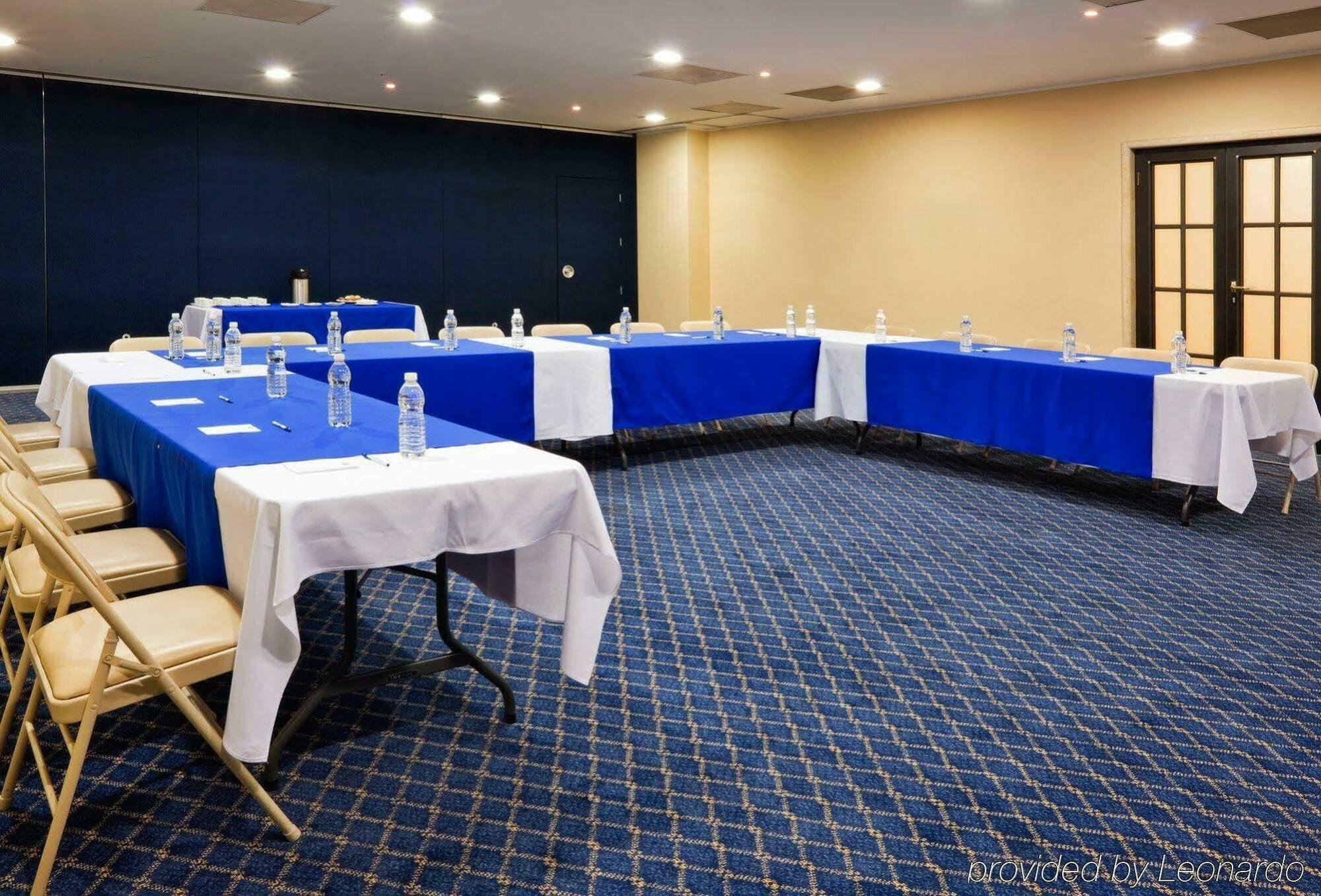 Holiday Inn Express Mexico Santa Fe By Ihg Exterior photo